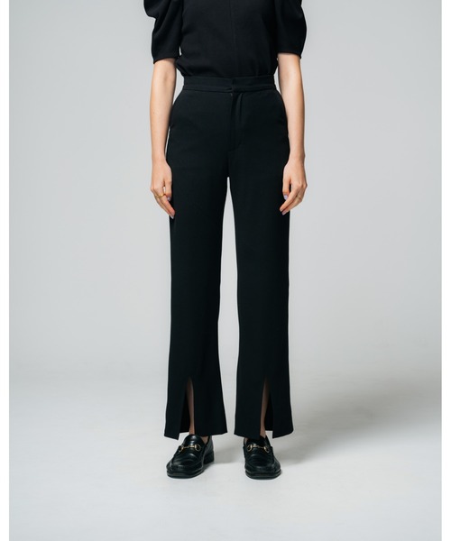 led.tokyo（レッドトウキョウ）の「【led.tokyo】バックボタンデザインスリムフレアパンツ（その他パンツ・レディース・ブラック/グレー・SMALL/MEDIUM）」の6枚目の写真