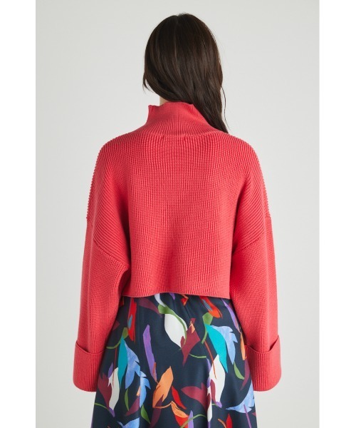 rienda(リエンダ)の「ターンアップスリーブクロップドニットトップス(ニット/セーター・レディース・ブラック/アイボリー/ピンク/グリーン/パープル・FREE)」の11枚目の写真