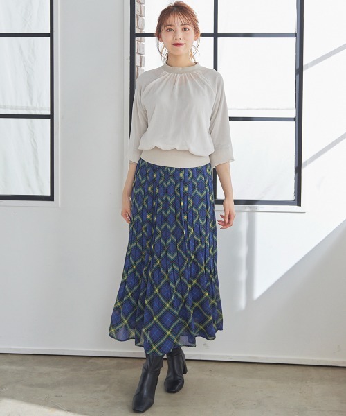 12Twelve Agenda（トゥエルブ　アジェンダ）の「プチハイネックインナー付9分袖カットソ―プルオーバー（Tシャツ/カットソー・レディース・ブラック/ピンク/ミント/グレイッシュベージュ/ベージュ系その他/サックスブルー/ネイビー・M）」の15枚目の写真