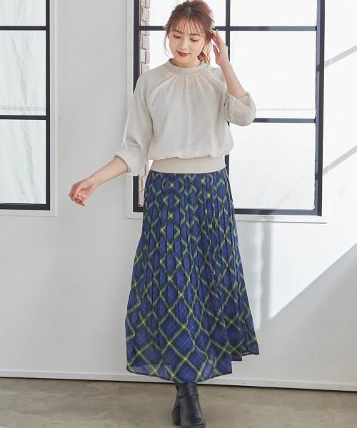 12Twelve Agenda（トゥエルブ　アジェンダ）の「プチハイネックインナー付9分袖カットソ―プルオーバー（Tシャツ/カットソー・レディース・ブラック/ピンク/ミント/グレイッシュベージュ/ベージュ系その他/サックスブルー/ネイビー・M）」の8枚目の写真