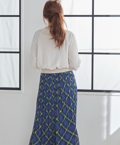 12Twelve Agenda（トゥエルブ　アジェンダ）の「プチハイネックインナー付9分袖カットソ―プルオーバー（Tシャツ/カットソー・レディース・ブラック/ピンク/ミント/グレイッシュベージュ/ベージュ系その他/サックスブルー/ネイビー・M）」の11枚目の写真