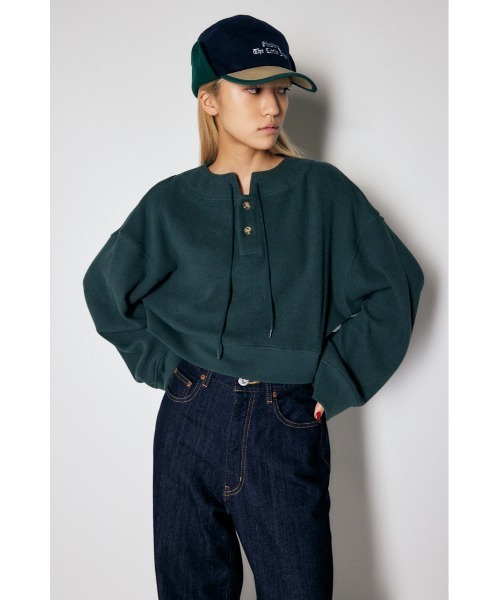 MOUSSY（マウジー）の「CROPPED WIDE DECK シャツ（Tシャツ/カットソー・レディース・オフホワイト/ネイビー/レッド/グリーン・FREE）」の6枚目の写真