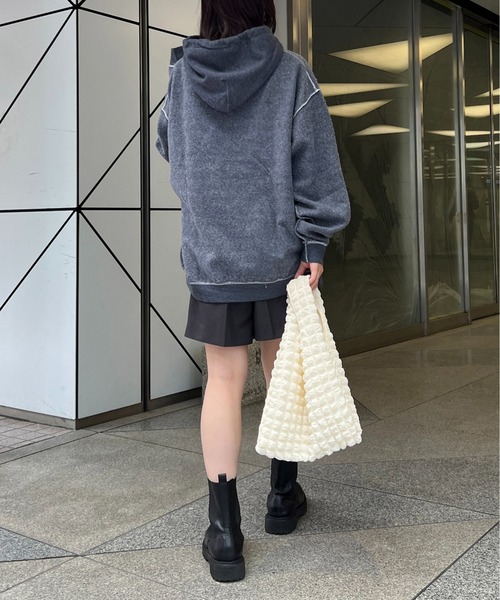 CAPRICIEUX LE'MAGE(カプリシューレマージュ)の「〈THRIFTY LOOK/スリフティールック〉裏使いプリントフーディー(パーカー・レディース・チャコールグレー・LARGE)」の16枚目の写真