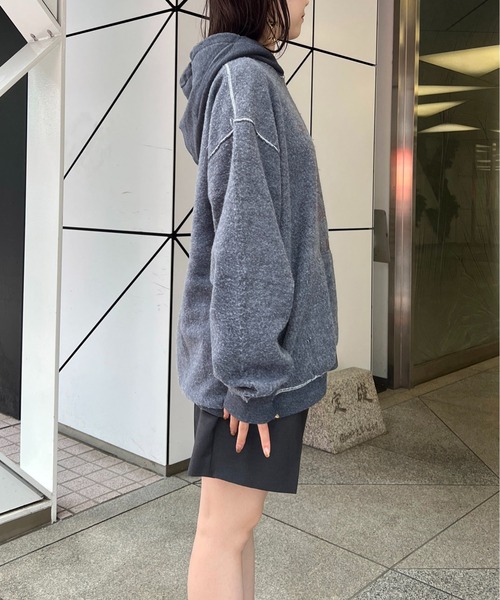 CAPRICIEUX LE'MAGE(カプリシューレマージュ)の「〈THRIFTY LOOK/スリフティールック〉裏使いプリントフーディー(パーカー・レディース・チャコールグレー・LARGE)」の19枚目の写真