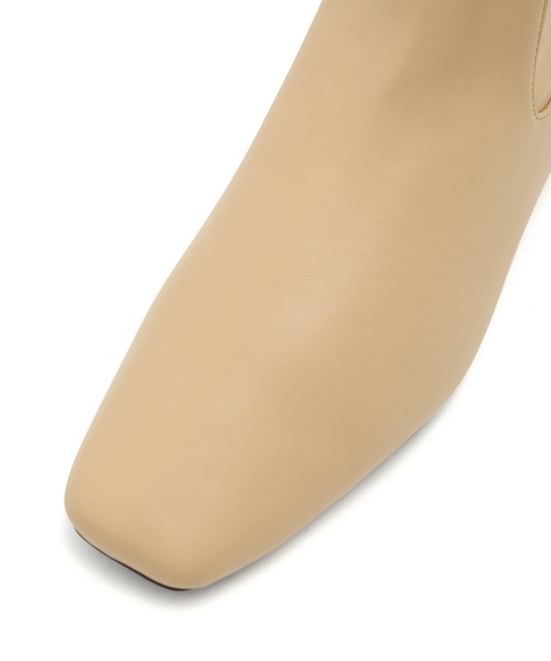 Juze（ジュゼ）の「ロングノーズスクエアトゥストレッチブーツ（ブーツ・レディース・ブラック/クリーム・L/M）」の6枚目の写真