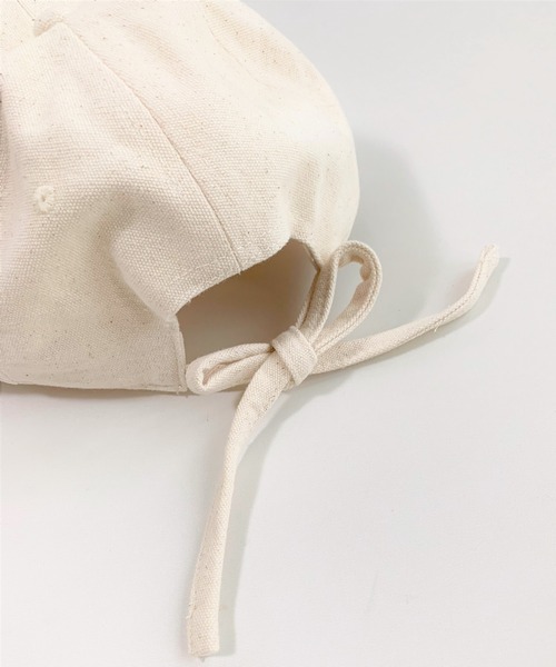 Q（キュー）の「バックリボンキャップ（キャップ・レディース・アイボリー/ブラック・ONE SIZE）」の8枚目の写真