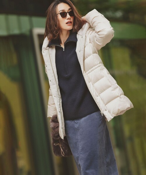 23区（ニジュウサンク）の「【洗える】シレータフタ ショート ダウンコート（ダウンジャケット/コート・レディース・ダルブルー系/ベージュ系/ネイビー系/ダークブラウン系・40/38/36/42）」の12枚目の写真