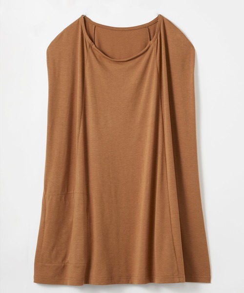 フェリシモMama（フェリシモママ）の「Ｍｏｒｅｄｄｅ　ワイヤー入りの衿ぐりで安心　ストレッチカットソーで３６０度すっぽり覆うポケッタブル授乳ケープ（授乳ケープ/授乳クッション・レディース・キャメル/ホワイト×ブラック・2/1）」の12枚目の写真