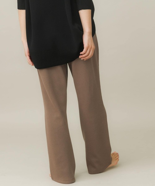URBAN RESEARCH Sonny Label(アーバンリサーチサニーレーベル)の「SLAB Waffle Straight Pants(その他パンツ・レディース・ブラック/ブラウン・SMALL/MEDIUM)」の6枚目の写真