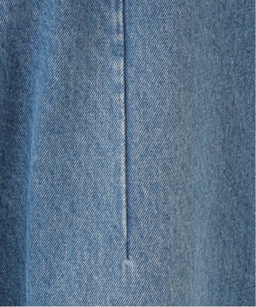 A part by(アパートバイ)の「カーブデニム(デニムパンツ・レディース・ライトブルー/ブラック・MEDIUM/LARGE)」の13枚目の写真