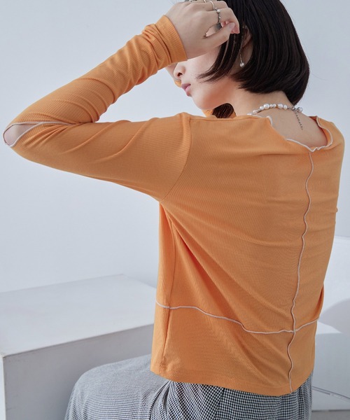Fashion Letter(ファッションレター)の「ソフトリブ カットアウト 配色メローカットソー(Tシャツ/カットソー・レディース・グレイッシュベージュ/オレンジ/ライム/オリーブ/ブラック・M)」の5枚目の写真