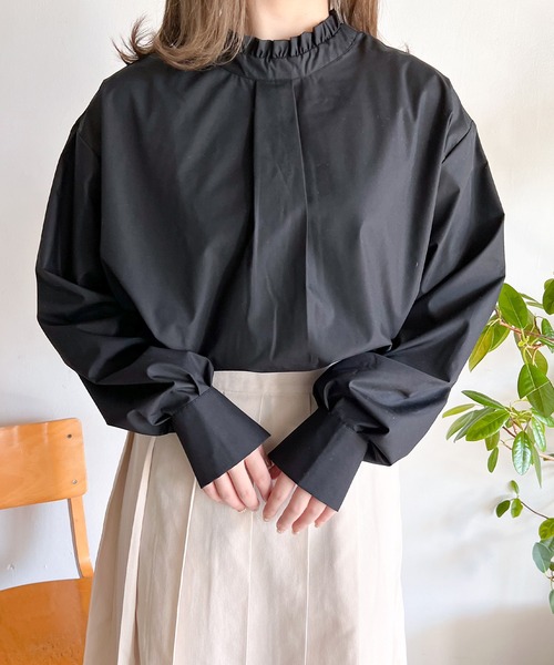 Mysa&Liina(ミーサリーナ)の「前後2WAYフリルブラウス(シャツ/ブラウス・レディース・オフホワイト/ブラック/モカ・M)」の7枚目の写真