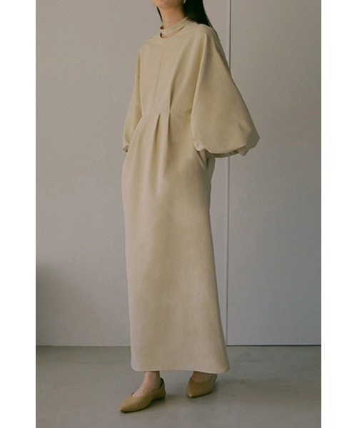 ワンピース MANOF NECK OPEN BALOON SLEEVE ONE PIECE MANOF（マノフ）の「NECK OPEN BALOON SLEEVE ONE PIECE（ワンピース