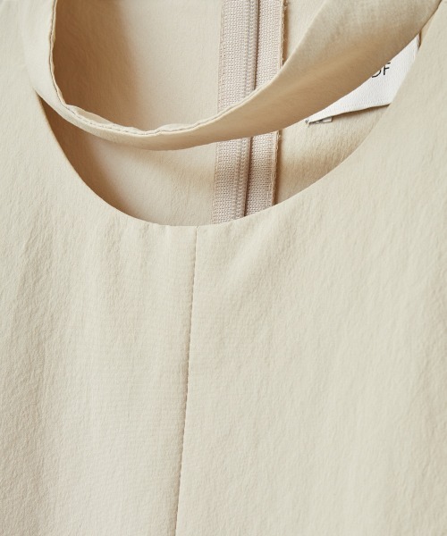 MANOF（マノフ）の「NECK OPEN BALOON SLEEVE ONE PIECE（ワンピース