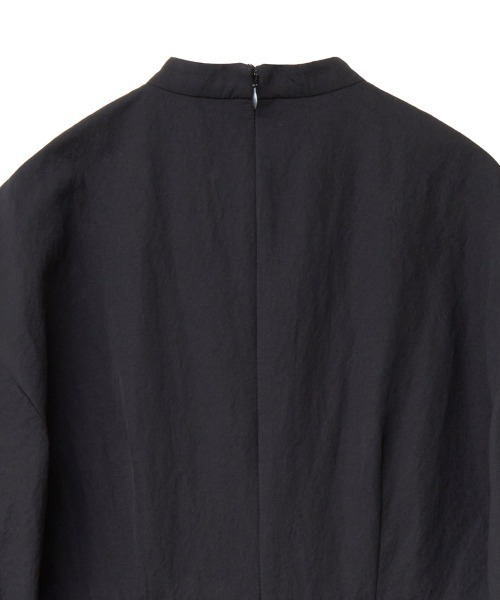 MANOF（マノフ）の「NECK OPEN BALOON SLEEVE ONE PIECE（ワンピース