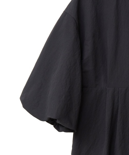 MANOF（マノフ）の「NECK OPEN BALOON SLEEVE ONE PIECE（ワンピース