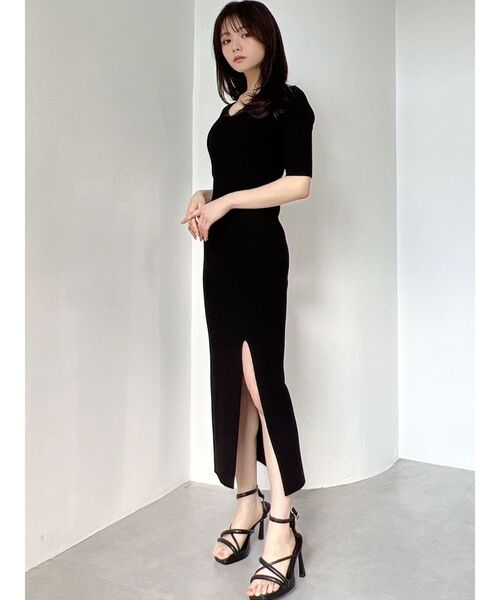 RESEXXY（リゼクシー）の「ハートネックタイトニットワンピース（ワンピース・レディース・ブラック/ベージュ/ブルー・FREE）」の4枚目の写真