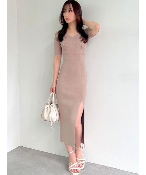 RESEXXY（リゼクシー）の「ハートネックタイトニットワンピース（ワンピース・レディース・ブラック/ベージュ/ブルー・FREE）」の18枚目の写真