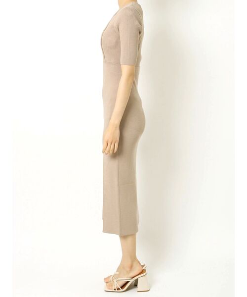 RESEXXY（リゼクシー）の「ハートネックタイトニットワンピース（ワンピース・レディース・ブラック/ベージュ/ブルー・FREE）」の6枚目の写真