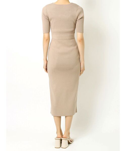 RESEXXY（リゼクシー）の「ハートネックタイトニットワンピース（ワンピース・レディース・ブラック/ベージュ/ブルー・FREE）」の15枚目の写真