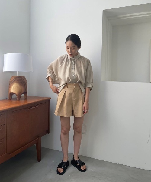 I_am（アイアム）の「cross belt chunky sandal（サンダル・レディース・ブラック・S/L）」の2枚目の写真