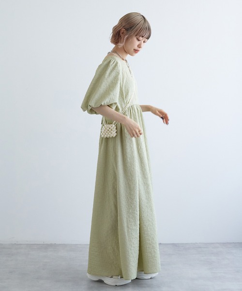 w closet(ダブルクローゼット)の「バックオープンワンピース(ワンピース・レディース・ライトグリーン/アイボリー/ブラック・FREE)」の18枚目の写真