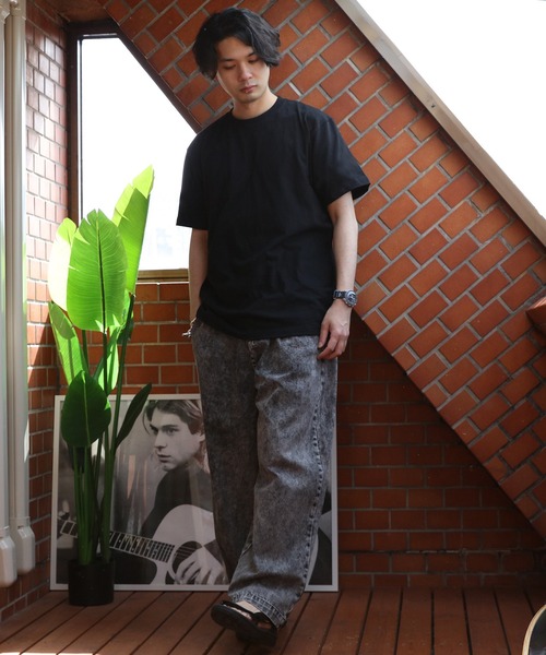 United Athle(ユナイテッドアスレ)の「United Athle 5.6オンス半袖Tシャツ(Tシャツ/カットソー・メンズ・グリーン系その他/ホワイト/サンドベージュ/アッシュ/バイオレット/ブラック/インディゴブルー・X-LARGE/MEDIUM/LARGE)」の15枚目の写真