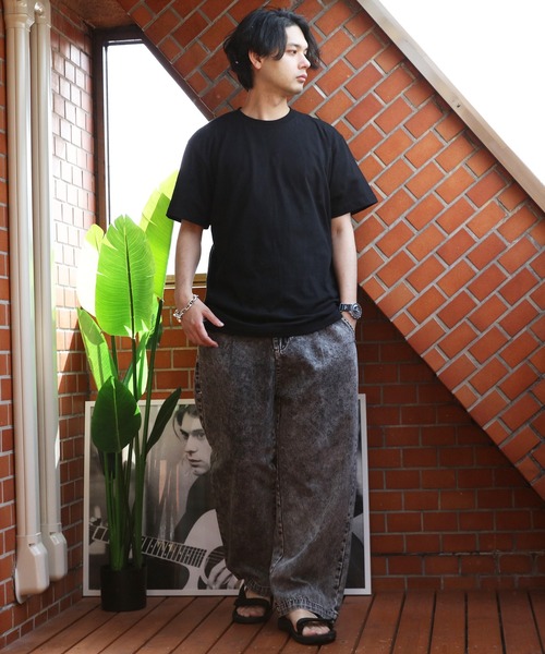 United Athle(ユナイテッドアスレ)の「United Athle 5.6オンス半袖Tシャツ(Tシャツ/カットソー・メンズ・グリーン系その他/ホワイト/サンドベージュ/アッシュ/バイオレット/ブラック/インディゴブルー・X-LARGE/MEDIUM/LARGE)」の17枚目の写真
