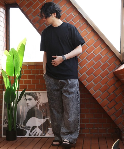 United Athle(ユナイテッドアスレ)の「United Athle 5.6オンス半袖Tシャツ(Tシャツ/カットソー・メンズ・グリーン系その他/ホワイト/サンドベージュ/アッシュ/バイオレット/ブラック/インディゴブルー・X-LARGE/MEDIUM/LARGE)」の19枚目の写真