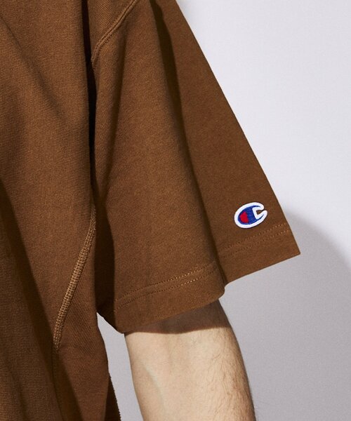Champion(チャンピオン)の「【CHAMPION / チャンピオン】別注 リバースウィーブTシャツ(Tシャツ/カットソー・メンズ・ブラウン/レッド/カーキ/イエロー・MEDIUM/LARGE/X-LARGE/XX-LARGE)」の15枚目の写真