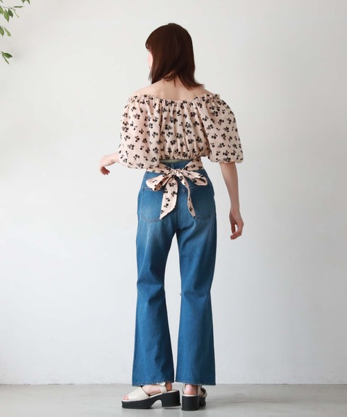 archives（アルシーヴ）の「【新色追加】シアーフロッキーバックリボンブラウス（シャツ/ブラウス・レディース・ブラック/オレンジ/アイボリー/ミント/ピンクベージュ・MEDIUM）」の8枚目の写真