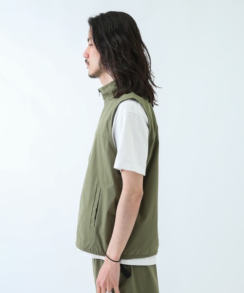 URBAN RESEARCH Sonny Label(アーバンリサーチサニーレーベル)の「HyperHelixジップアップベスト(ベスト・メンズ・カーキ/ブラック/アイボリー・LARGE/MEDIUM)」の12枚目の写真