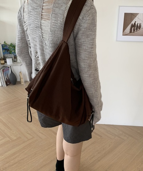 fd style（エフディ スタイル）の「ナイロンサイドドローストリングショルダーバッグ（ショルダーバッグ・レディース・Black/Kelly/LT.Gray/DK.Brn/LIME・FREE）」の7枚目の写真