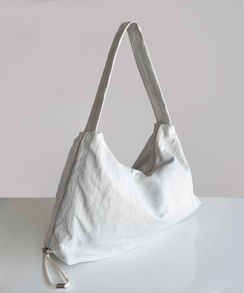 fd style（エフディ スタイル）の「ナイロンサイドドローストリングショルダーバッグ（ショルダーバッグ・レディース・Black/Kelly/LT.Gray/DK.Brn/LIME・FREE）」の20枚目の写真