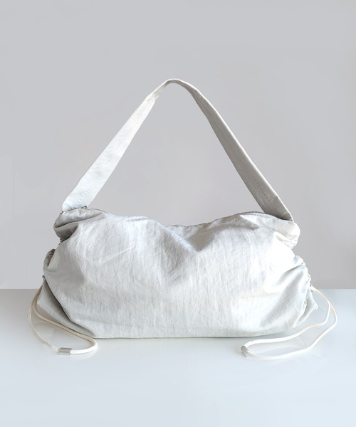 fd style（エフディ スタイル）の「ナイロンサイドドローストリングショルダーバッグ（ショルダーバッグ・レディース・Black/Kelly/LT.Gray/DK.Brn/LIME・FREE）」の21枚目の写真