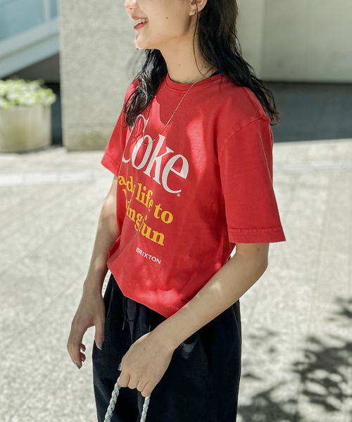 BRIXTON（ブリクストン）の「【BRIXTON/ブリクストン】HAVING FUN VINTAGE CREW Tシャツ（Tシャツ/カットソー・レディース・レッド/ブラック・LARGE/X-LARGE）」の4枚目の写真