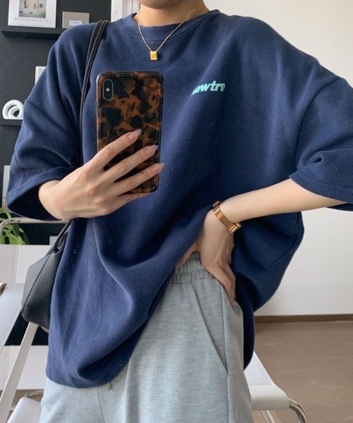 SHEENA(シーナ)の「NewtroロゴプリントルーズTシャツ(Tシャツ/カットソー・レディース・グレー/ネイビー/ピンク・M)」の9枚目の写真