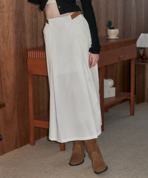 side belt pleated skirt / サイドベルトプリーツスカート