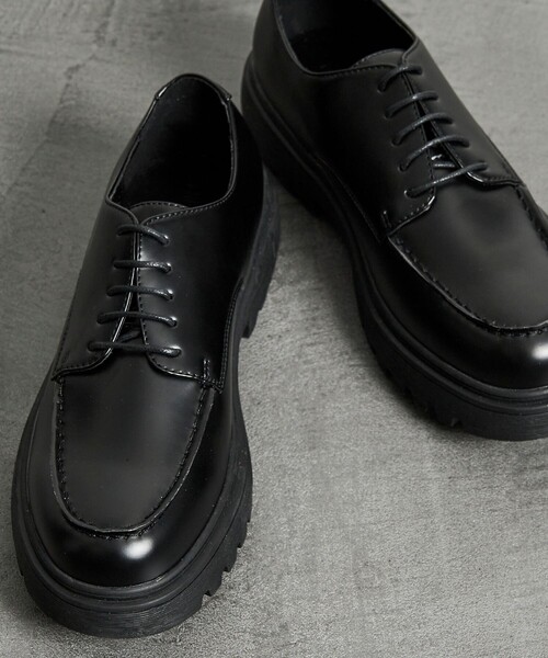 FREAK'S STORE(フリークスストア)の「限定展開 タンクソール Uチップ レースアップシューズ/ボリュームソール(ドレスシューズ・メンズ・ブラック・28.0cm/27.0cm/26.0cm/25.0cm/24.0cm/23.0cm)」の4枚目の写真