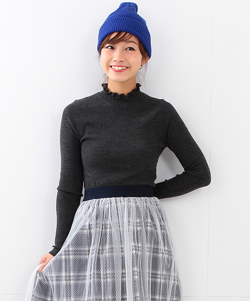 Ray BEAMS(レイビームス)の「Ray BEAMS / RIB フリル ハイネック プルオーバー(ニット/セーター・レディース・オフホワイト/グレー/カーキ/ネイビー・ONE SIZE)」の3枚目の写真