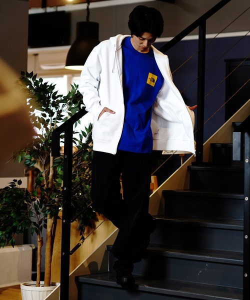 THE NORTH FACE（ザノースフェイス）の「THE NORTH FACE/ザ・ノース・フェイス SQUARE LOGO F/Z ジップアップパーカー ブランドロゴ 刺繍 ワンポイント NT62349（パーカー・メンズ・ミックスグレー/ネイビー/ベージュ/ブラック/ダークカーキ/ホワイト・M/XL/S/L）」の18枚目の写真