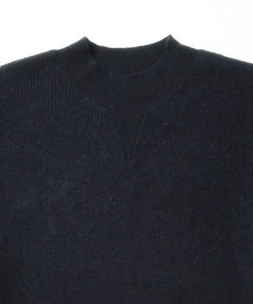 BEAMS BOY（ビームスボーイ）の「BEAMS BOY / 9ゲージ 畦編 V ハイネック（ニット/セーター・レディース・ナチュラル/オリーブ/ネイビー・ONE SIZE）」の9枚目の写真