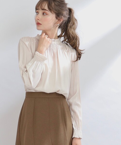 couture brooch(クチュールブローチ)の「◆【通勤着、オフィスにも◎】ピケシャーリングフリルブラウス(シャツ/ブラウス・レディース・アイボリー/ブラック/ベビーピンク・36/38/40/42)」の2枚目の写真