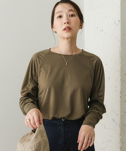 F by ROSSO（エフバイロッソ）の「F by ROSSO　ギャザースリーブプルオーバー（Tシャツ/カットソー・レディース・オフホワイト/ブラック/カーキ・FREE）」の15枚目の写真