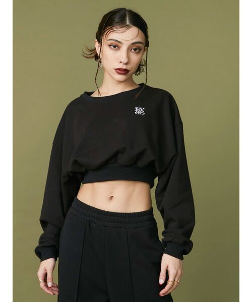 EVRIS（エヴリス）の「ワンポイントロゴショートスウェット【セットアップ着用可能】（スウェット・レディース・ホワイト/グレー/ネイビー/ブラック・FREE）」の5枚目の写真