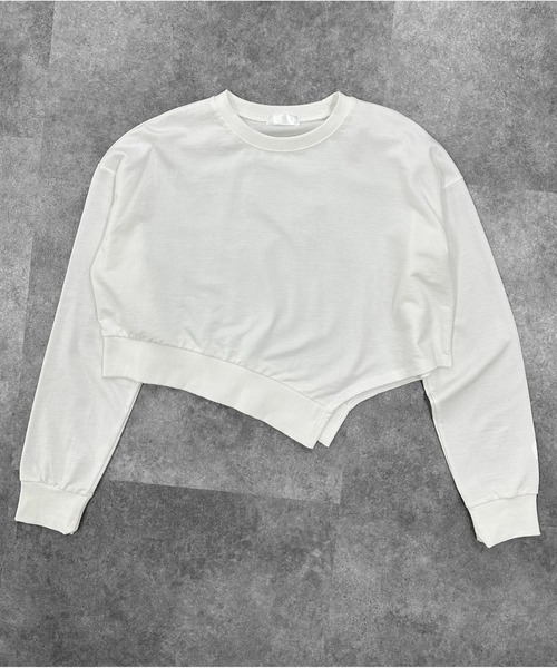 LVEU.（ラブユ.）の「【LVEU.】アシンメトリーヘムデザイントップス / トップス カットソー スウェット アシンメトリー アシメ ホワイト ブラック ZOZOTOWN限定（Tシャツ/カットソー・レディース・ブラック/ホワイト・FREE）」の18枚目の写真