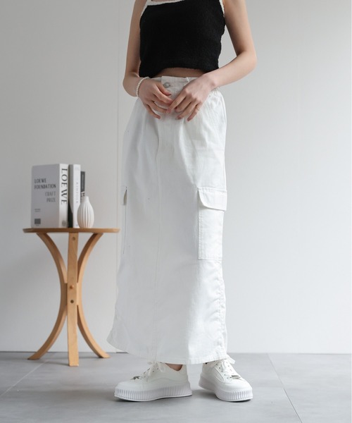 LAC-VERT（ラック・ヴェール）の「シャーリングカーゴデニムスカート（スカート・レディース・オフホワイト/ライトブルー/ブラック・FREE）」の8枚目の写真