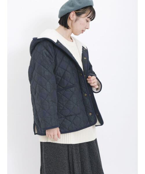 Samansa Mos2（サマンサ モスモス）の「【撥水加工】リバーシブルフードブルゾン（ブルゾン・レディース・ブラック/ネイビー/カーキ/キナリ・F）」の16枚目の写真