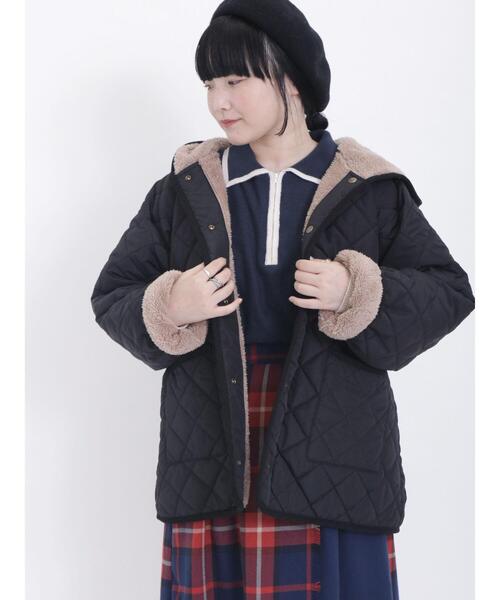 Samansa Mos2（サマンサ モスモス）の「【撥水加工】リバーシブルフードブルゾン（ブルゾン・レディース・ブラック/ネイビー/カーキ/キナリ・F）」の7枚目の写真