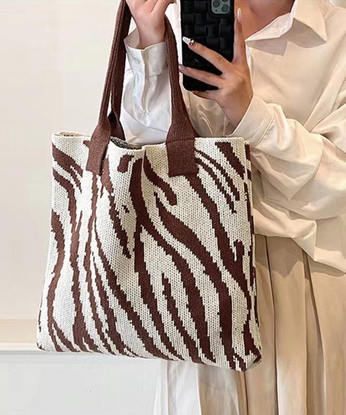 Miniministore（ミニミニストア）の「ニットバッグ トートバッグ 大容量かばん（トートバッグ・レディース・ロイヤルブルー/ブラウン/イエロー/ブラック/フューシャピンク/グリーン・FREE）」の18枚目の写真